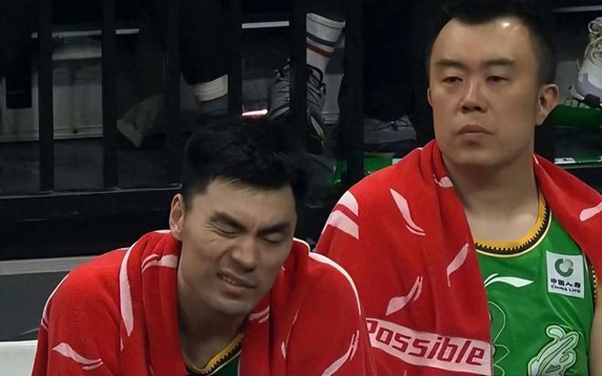辽宁队半决赛被广厦横扫无缘争冠，赛场内外诸多令人唏嘘瞬间