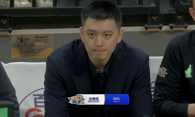 清理门户！辽篮出局第二天，6人或离队，杨鸣洗牌，韩德君将退役？