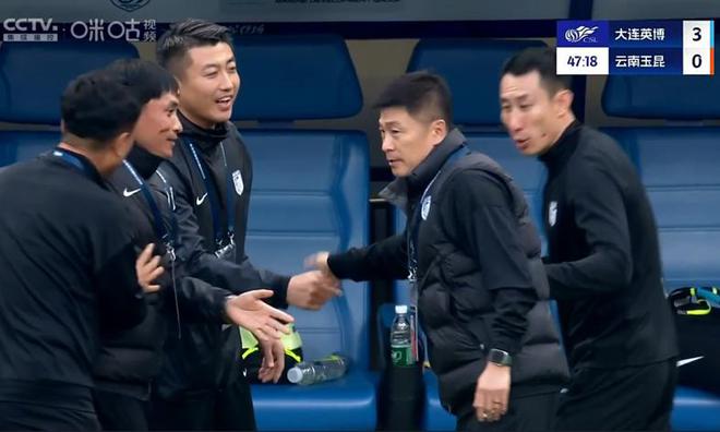大连英博主场3-2战胜云南玉昆，赛后李国旭谈感受及廖锦涛表现