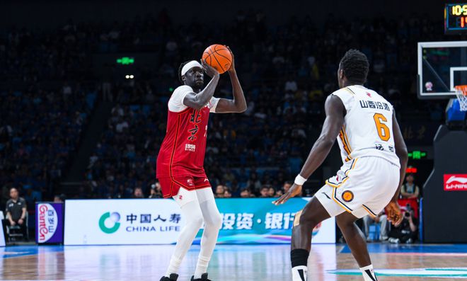 121-103北京首钢主场大胜山西男篮 奥莫特或成总决赛夺冠X因素