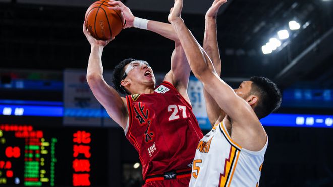 CBA季后赛：广厦和北京同3-0横扫晋级，谁难度与含金量更高？