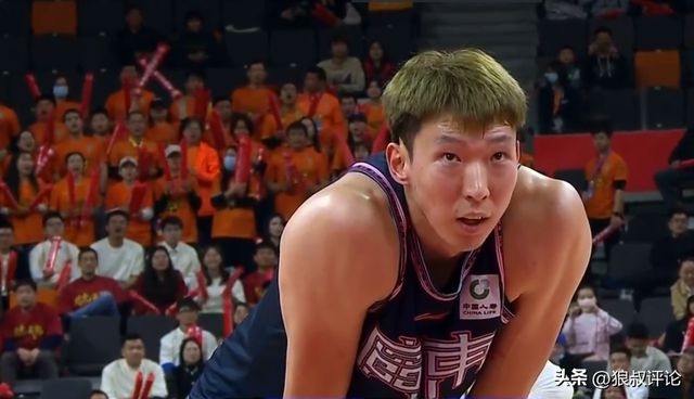北京男篮3-0横扫山西会师CBA总决赛，周琦谈眼伤及赛场表现