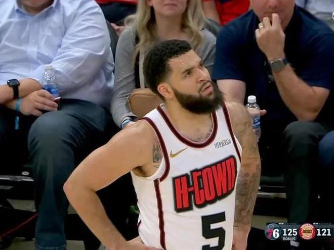 NBA西部季后赛首轮G6：火箭客场胜勇士进抢七，库里手指伤成关键
