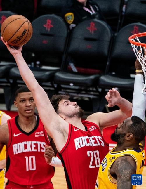 NBA 季后赛首轮接近尾声，火箭 1-3 绝境逆转展现西部第 2 实力
