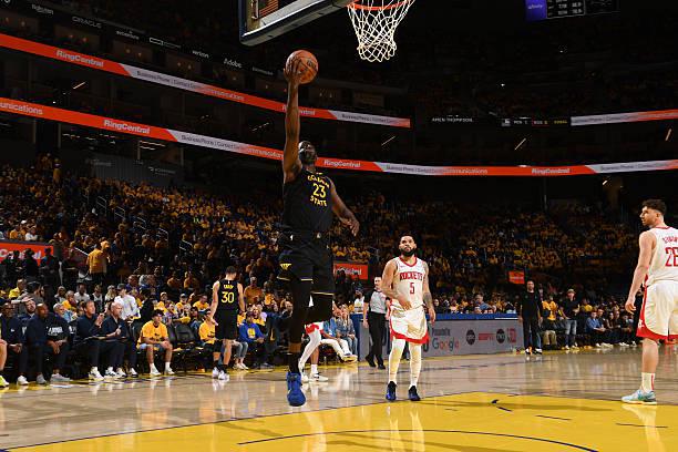 NBA 季后赛火箭胜勇士扳平比分，追梦格林表现糟糕