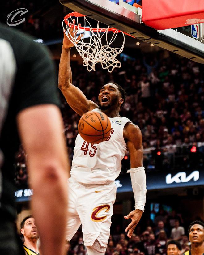 NBA季后赛第二轮骑士VS步行者G1火热对决，精彩看点不容错过