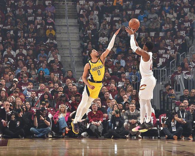 NBA季后赛第二轮骑士VS步行者G1火热对决，精彩看点不容错过