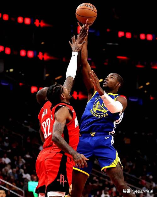 NBA 季后赛火箭与勇士抢七大战：火箭下半场虽好转仍落败