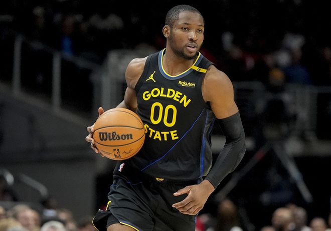 NBA 首轮火箭勇士抢七大战落幕，勇士晋级，火箭未来引关注