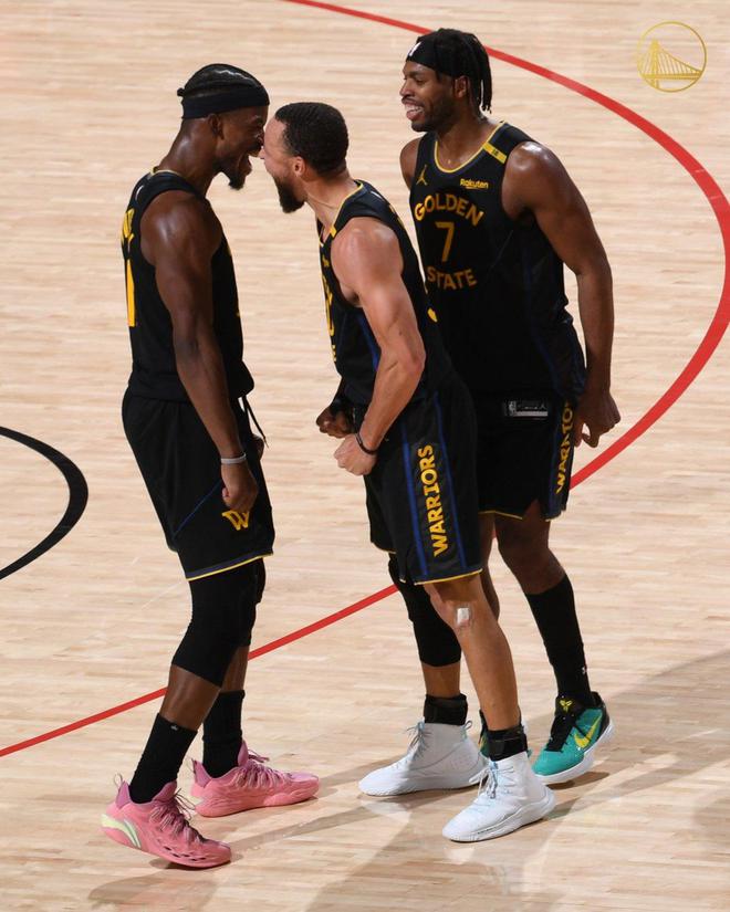 NBA季后赛首轮勇士VS火箭抢7大战：激烈攻防全程回顾