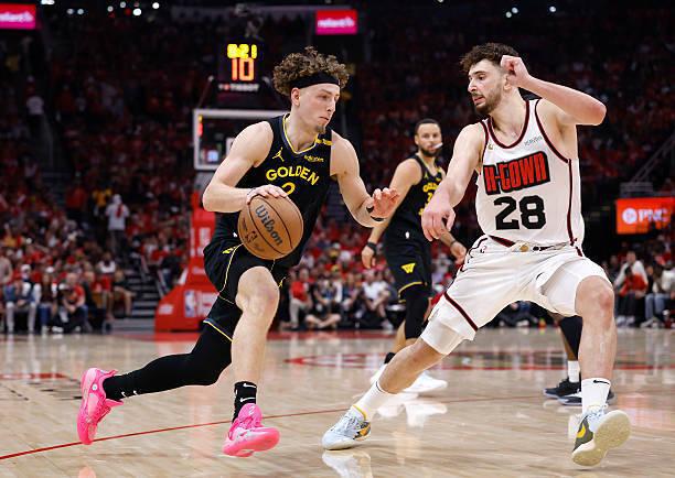 NBA 季后赛金州勇士胜休斯顿火箭，波杰姆斯基表现一般