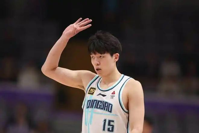 2025年5月6日中国男篮新星杨瀚森开启洛杉矶NBA选秀前特训