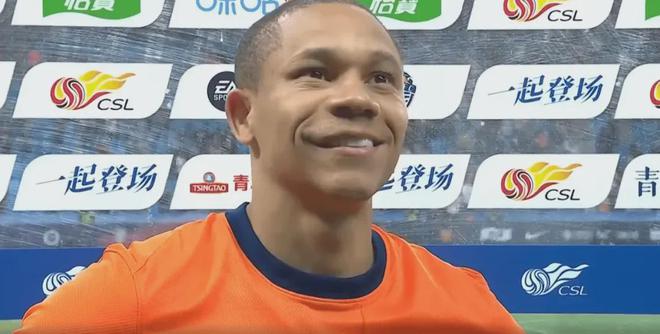 中超第11轮：青岛海牛主场3-0完胜长春亚泰，新援韦林顿-席尔瓦成救星