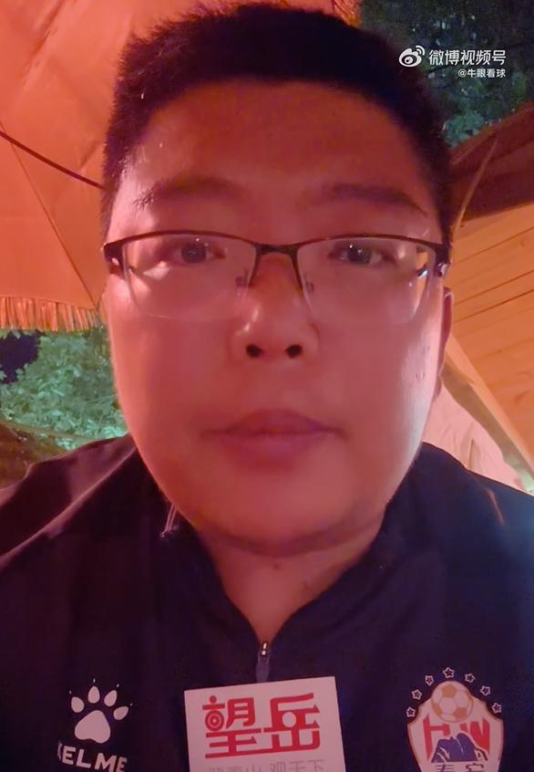 泰山跟队记者牛志明回应被崔康熙发布会怒怼：就北京报道做两点说明
