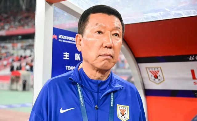 崔康熙赛后发布会火力全开，与记者唇枪舌剑带出国安贾德松秘闻