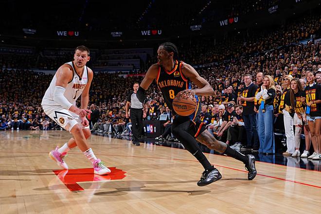 NBA 西部半决赛：掘金三分绝杀雷霆，雷霆小前锋表现成谜