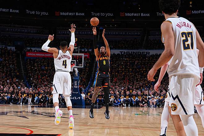 NBA 西部半决赛：掘金三分绝杀雷霆，雷霆小前锋表现成谜