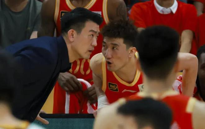 5月7日CBA决赛G1打响，广厦男篮与北京男篮谁能笑到最后？