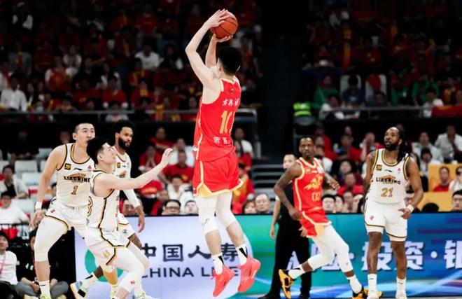 5月7日CBA决赛G1打响，广厦男篮与北京男篮谁能笑到最后？