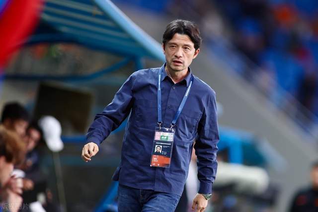 长春亚泰0-3负于青岛海牛后谢晖下课，成本赛季第三位下课主帅