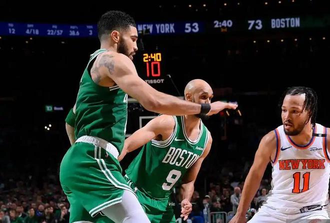 NBA 季后赛东部半决赛大冷门！凯尔特人主场领先 20 分被尼克斯逆转