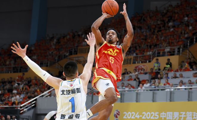 浙江广厦总决赛首战失利后，G2主场迎战北京首钢，王博如何破局？