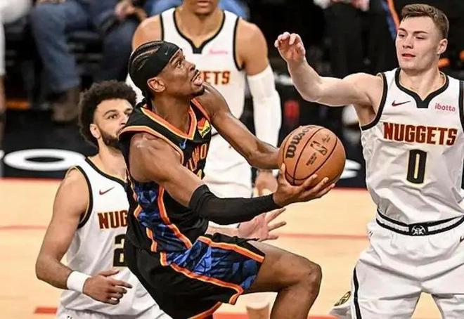 NBA 季后赛激战正酣，本赛季各单项奖揭晓，MVP 悬念几何？