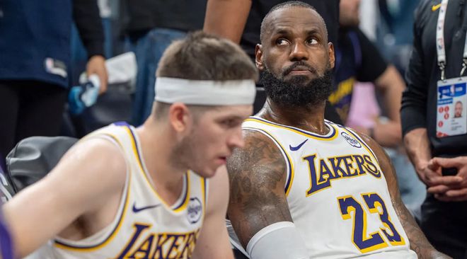 24 - 25赛季NBA季后赛次轮：传奇巨星身影渐消，湖人出局遭热议