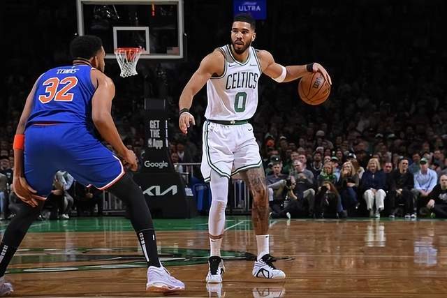 NBA季后赛激战正酣，16场分差3分内比赛成焦点，尼克斯最硬