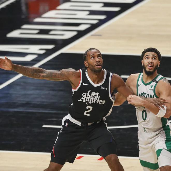 NBA季后赛次轮前两场！塔图姆低迷，双探花三分球表现尴尬