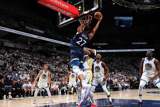 NBA 季后赛森林狼胜勇士扳平总比分，鲁迪 - 戈贝尔表现不佳