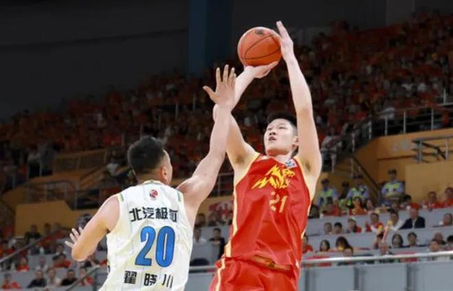 CBA总决赛广厦103-96胜北京，四大点带活球队且限制周琦