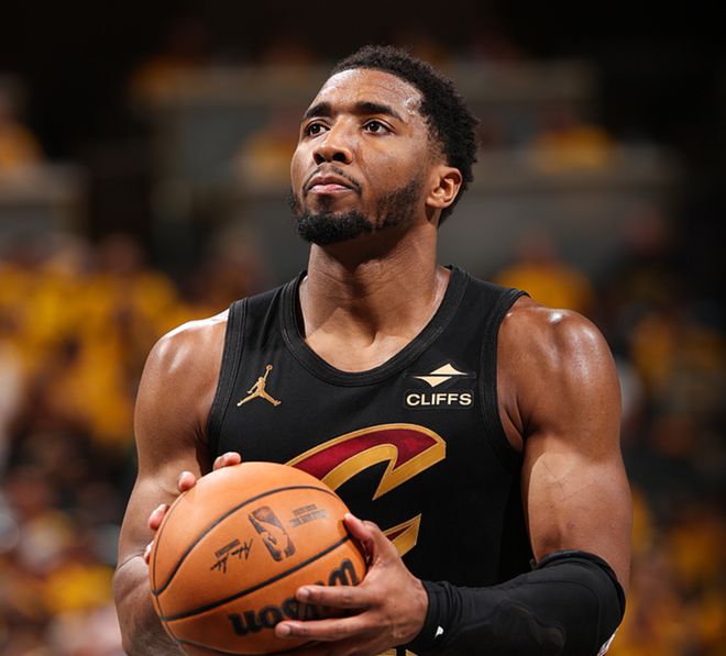 2025年5月10日NBA季后赛东部半决赛G3：步行者主场迎骑士，背水一战谁能赢？