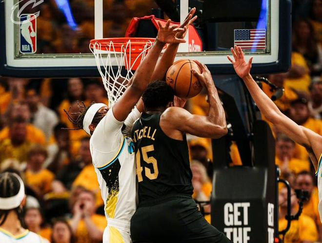 5 月 10 日 NBA 季后赛次轮 G3，骑士主场迎击步行者，此前 2-0 落后令人意外