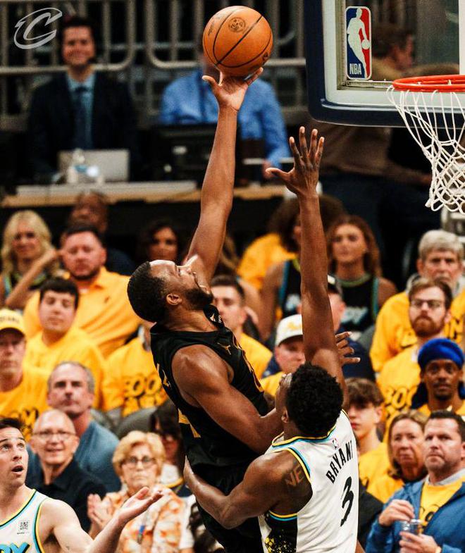 本赛季NBA常规赛骑士表现亮眼，季后赛背水一战大胜步行者
