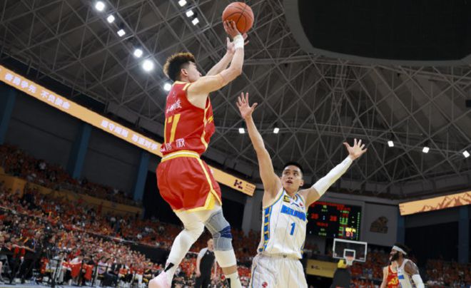 CBA总决赛昨晚继续 广厦男篮主场全力战北京男篮