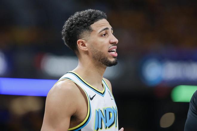 NBA 季后赛次轮 G3：骑士客胜步行者，哈利伯顿低迷成关键