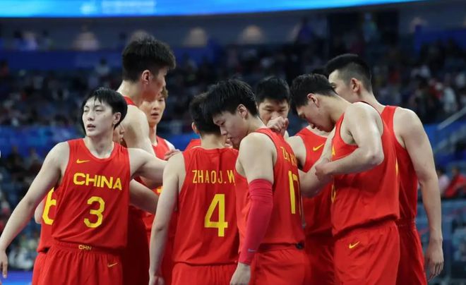 中国篮协开放归化政策，CBA 争冠格局巨变，上海辽宁形势严峻