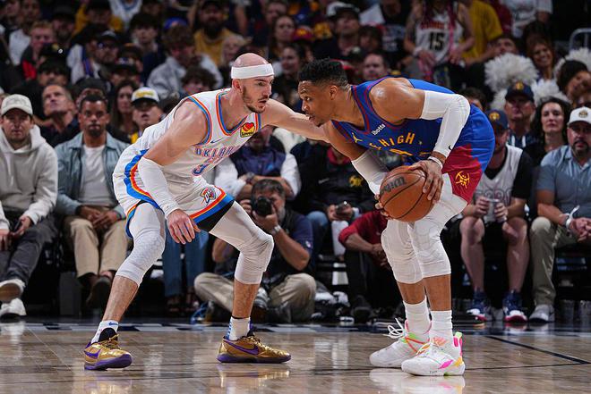 NBA 半决赛掘金 VS 雷霆 G3 激战，主场掘金能否强势反弹？