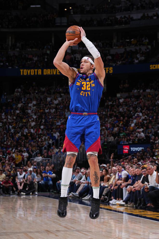 NBA 半决赛掘金 VS 雷霆 G3 激战，主场掘金能否强势反弹？