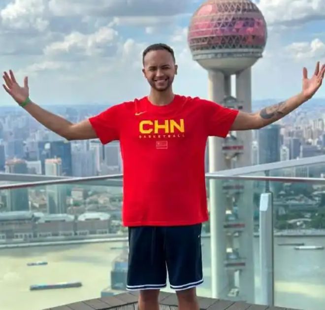 中国篮协大力推进归化球员，李凯尔或因国籍争议与男篮说再见？
