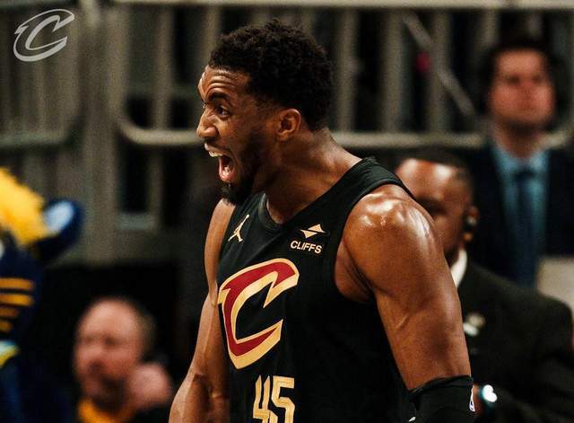 NBA季后赛第二轮第三场：骑士步行者、雷霆掘金赛况及东西部局势