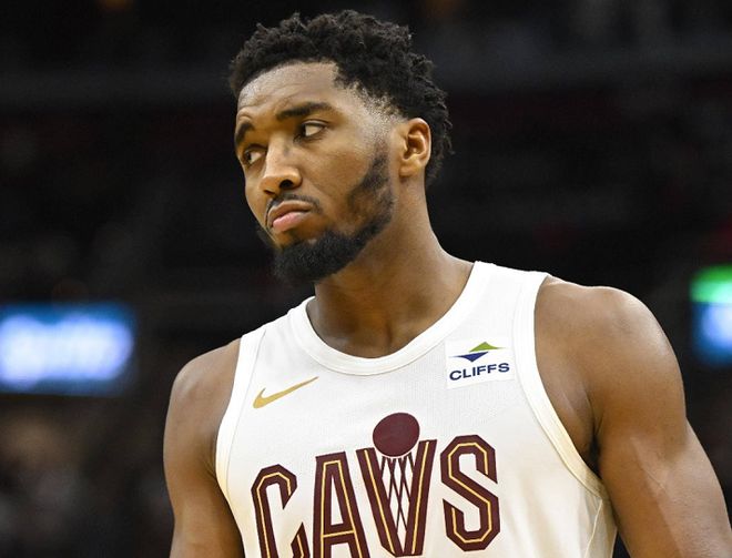 NBA 季后赛：布伦森与米切尔尽显英雄本色，续写 13 号秀传奇