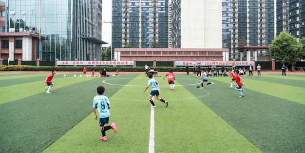 5月10日首届苗地杯成都市青少年足球挑战赛半决赛精彩回顾