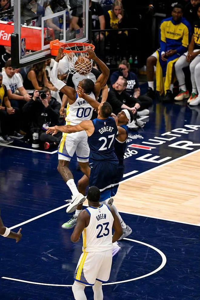 5月11日NBA季后赛：勇士森林狼G3激战，库里缺阵局势焦灼