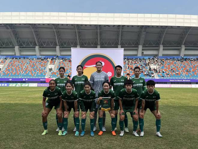 北京女足王妍雯等留洋球员为全运会回国参赛，外国友人难理解