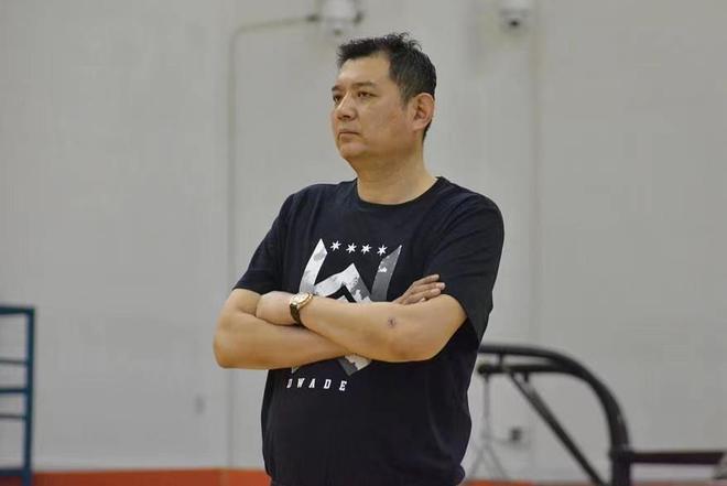 巩晓彬接受央视采访谈执教发言金句及逍遥王称号相关回忆看法
