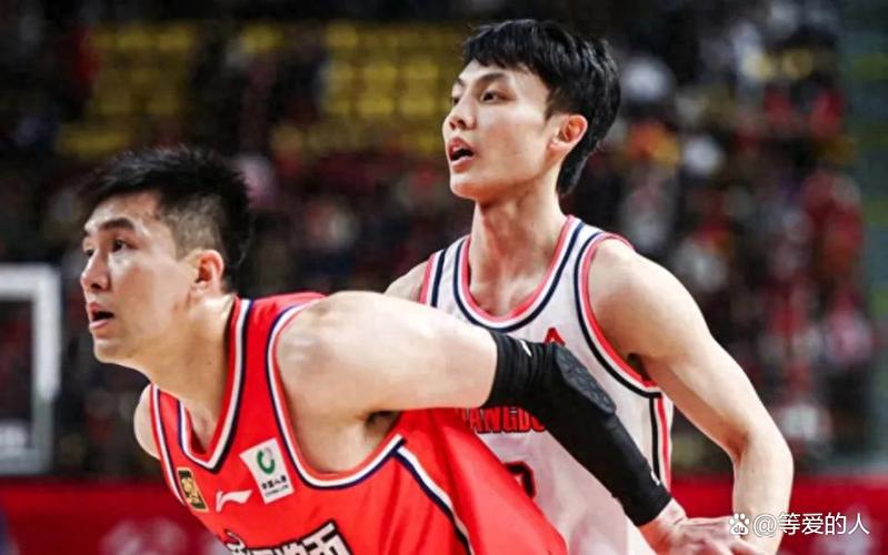 CBA总决赛激战正酣，广东男篮内线调整引关注，新星王洪泽崛起