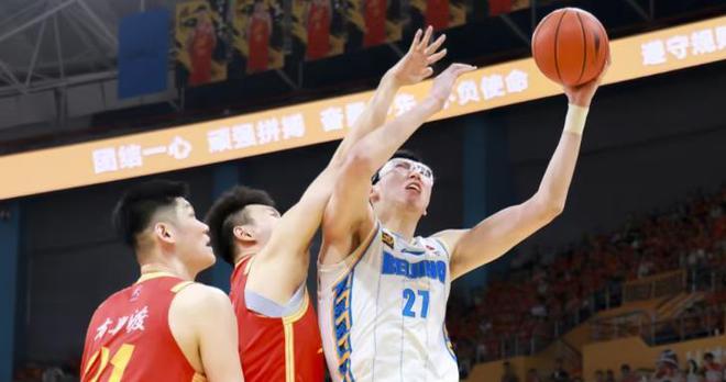 CBA总决赛激战正酣，北京首钢与浙江广厦战况及夺冠概率分析