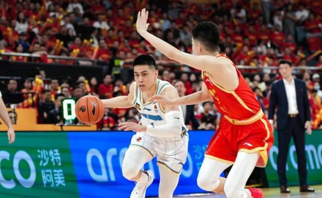CBA总决赛激战正酣，北京首钢与浙江广厦战况及夺冠概率分析